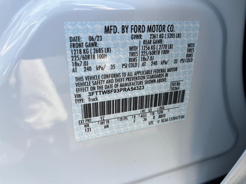 Ford Maverick Vehicle Image 23