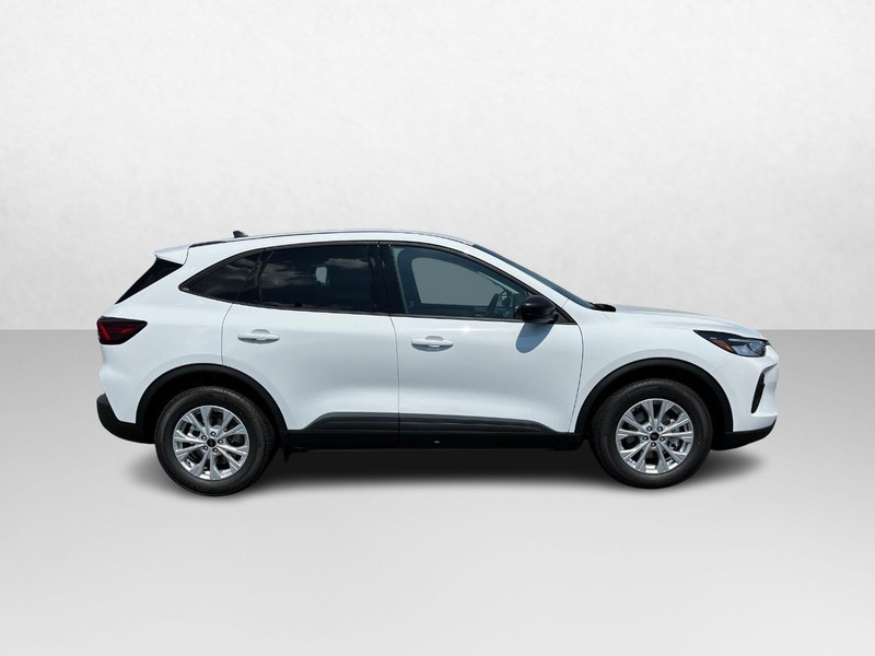 Ford Escape Vehicle Image 02