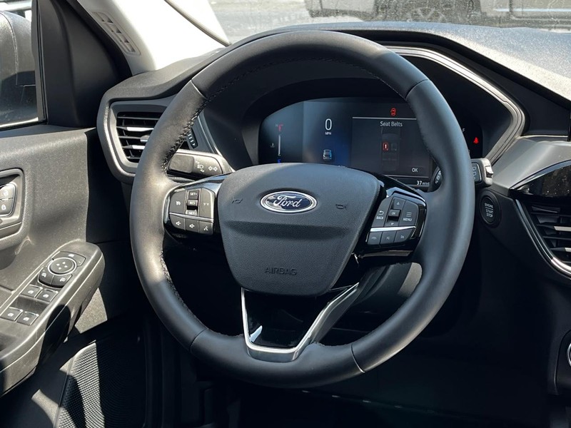 Ford Escape Vehicle Image 06