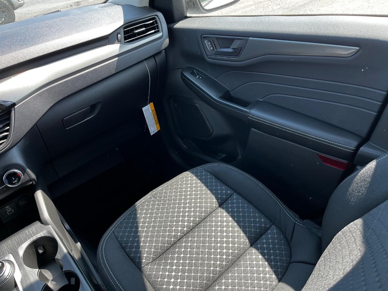 Ford Escape Vehicle Image 07