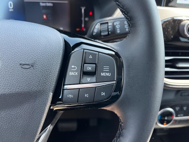 Ford Escape Vehicle Image 11