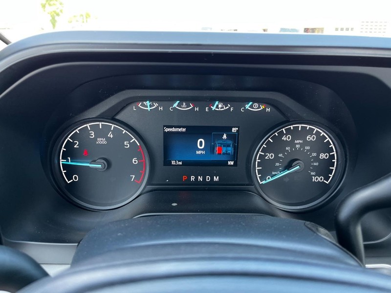 Ford Super Duty F-250 SRW Vehicle Image 08