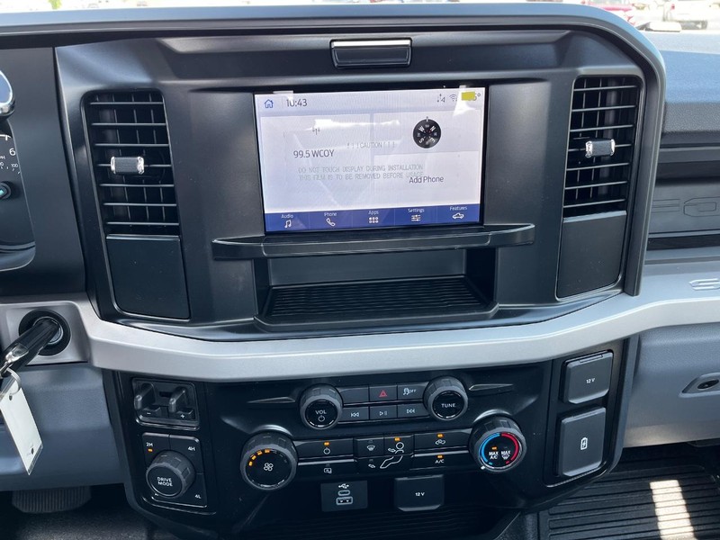 Ford Super Duty F-250 SRW Vehicle Image 09