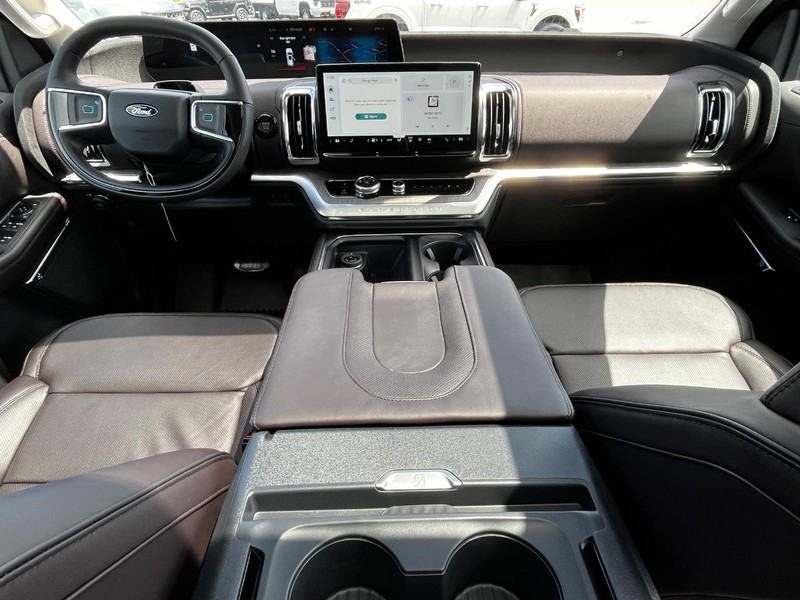 Ford Expedition Max Vehicle Image 08
