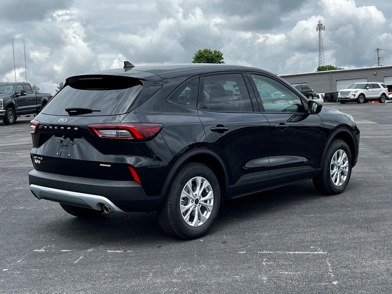 Ford Escape Vehicle Image 03