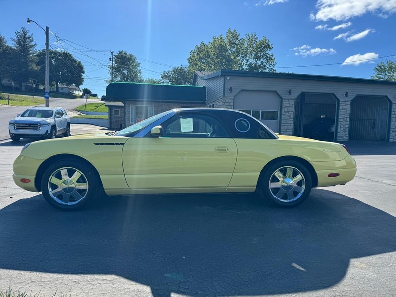 Ford Thunderbird Vehicle Image 03