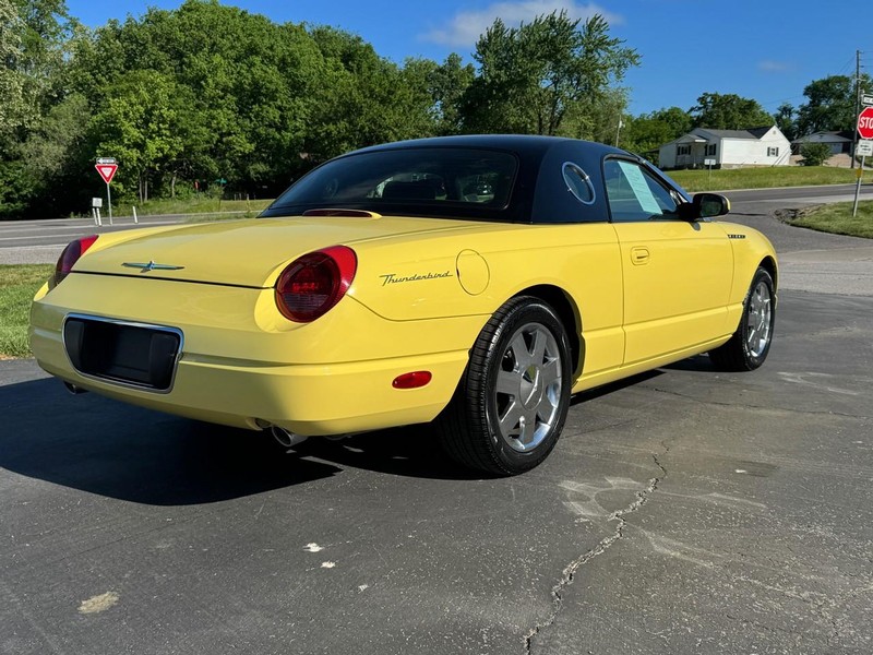 Ford Thunderbird Vehicle Image 06