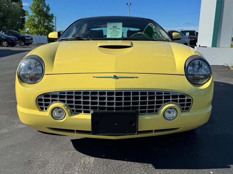 Ford Thunderbird Vehicle Image 07
