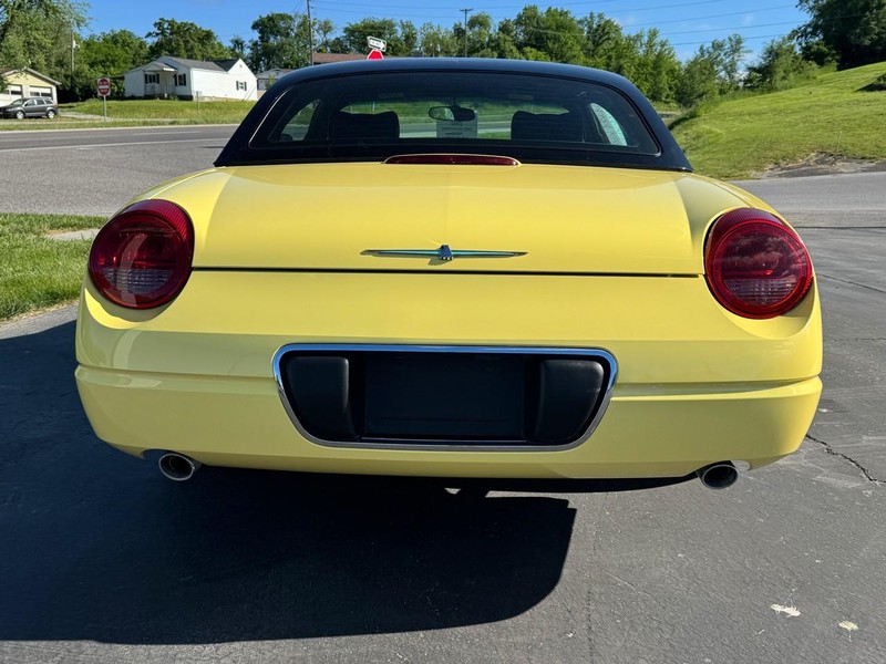Ford Thunderbird Vehicle Image 08