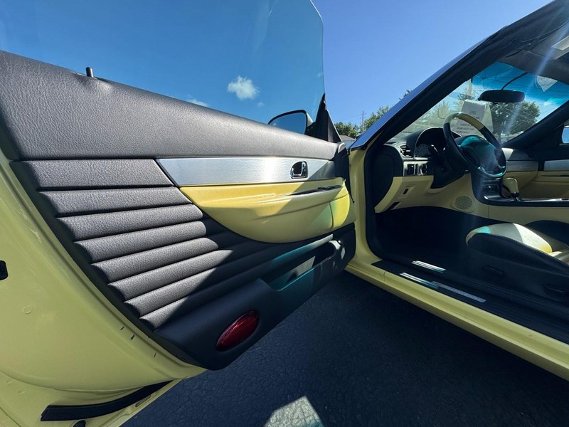 Ford Thunderbird Vehicle Image 12