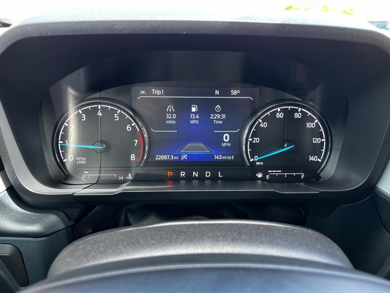 Ford Maverick Vehicle Image 18