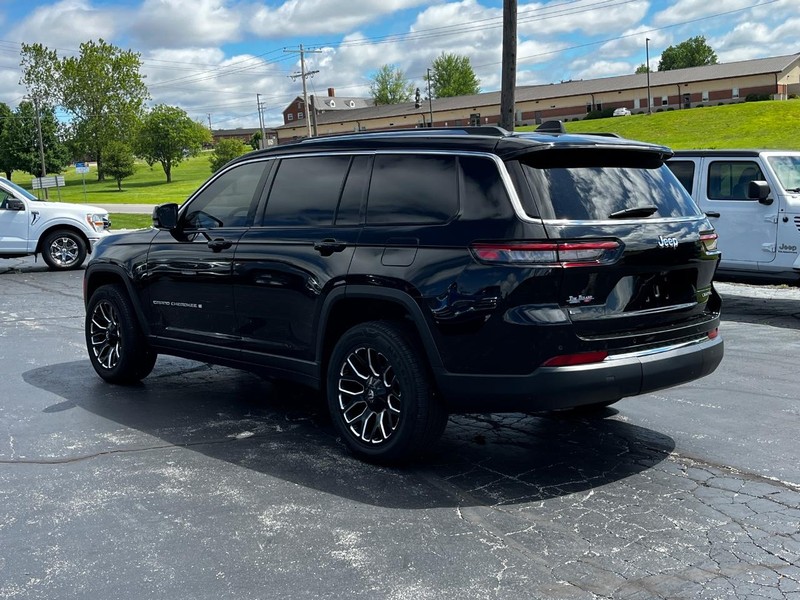 Jeep Grand Cherokee L Vehicle Image 06