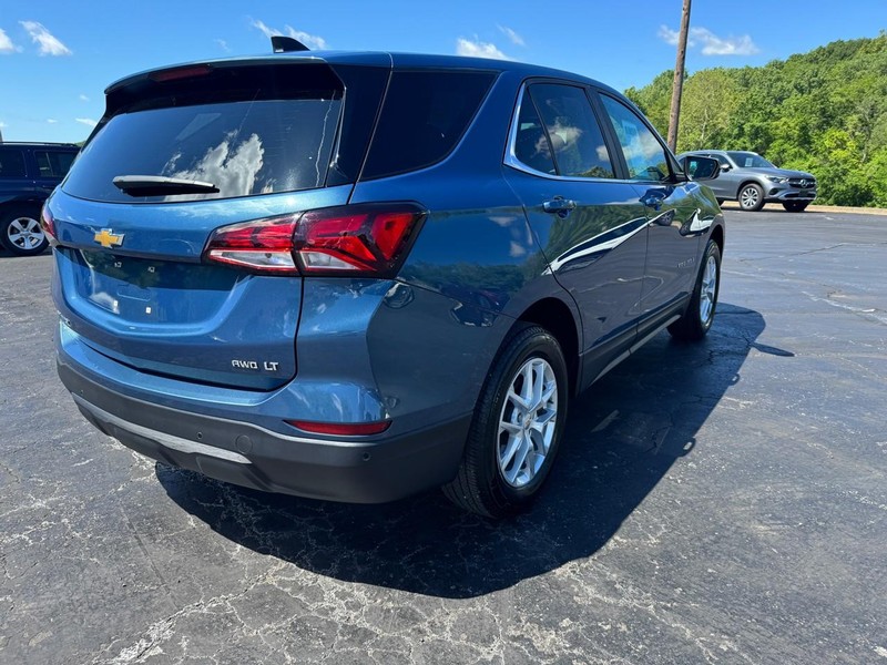 Chevrolet Equinox Vehicle Image 05