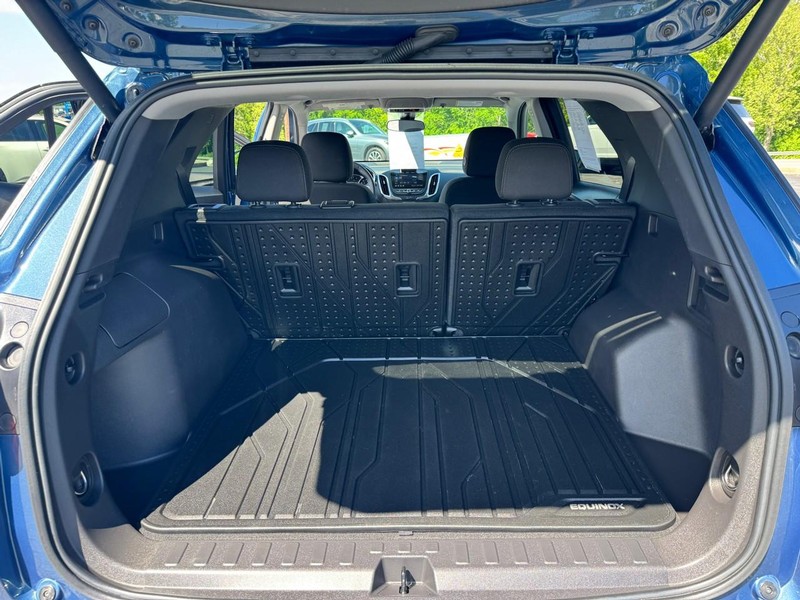 Chevrolet Equinox Vehicle Image 08
