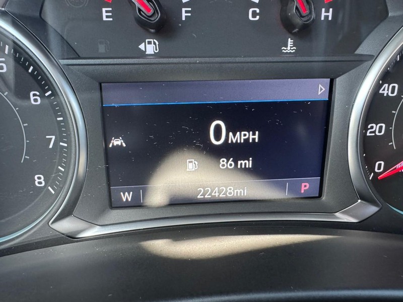 Chevrolet Equinox Vehicle Image 15