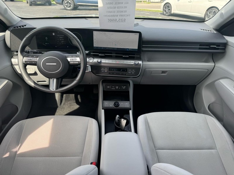 Hyundai Kona Vehicle Image 10