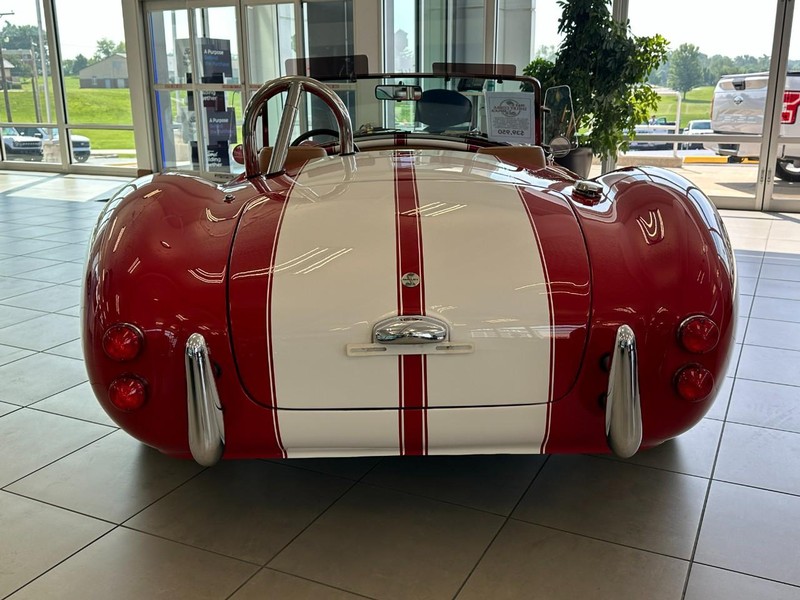 Shelby Cobra Vehicle Image 07