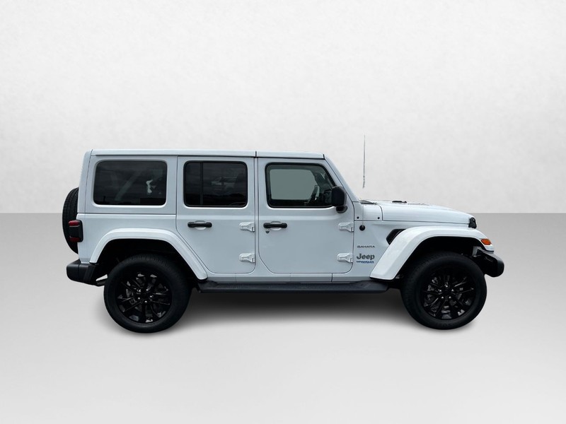 Jeep Wrangler 4xe Vehicle Image 02