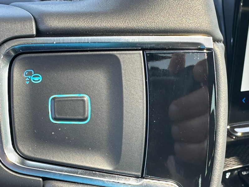 Ford Expedition Max Vehicle Image 15