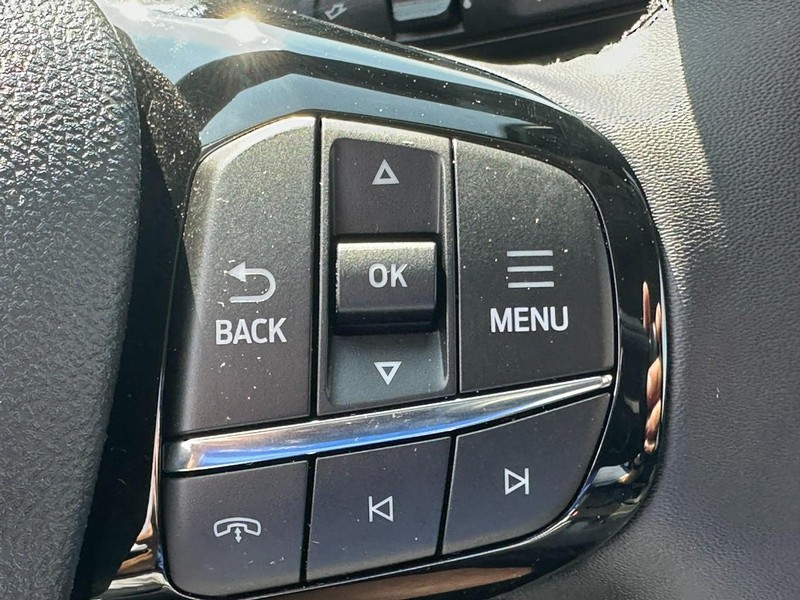 Ford Escape Vehicle Image 13