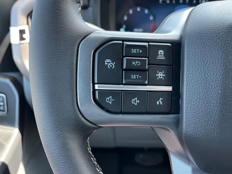 Ford F-150 Vehicle Image 11