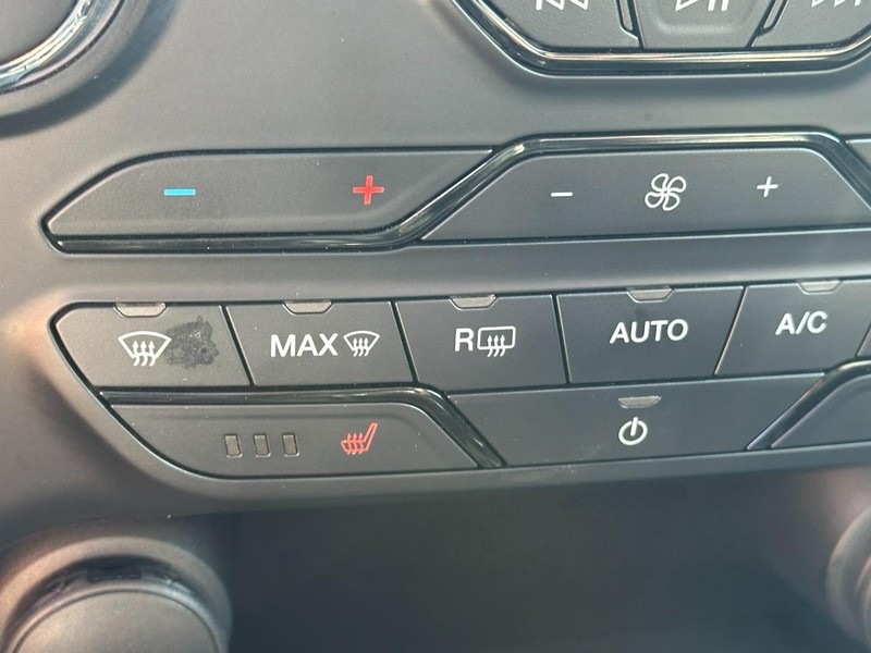 Ford Ranger Vehicle Image 21