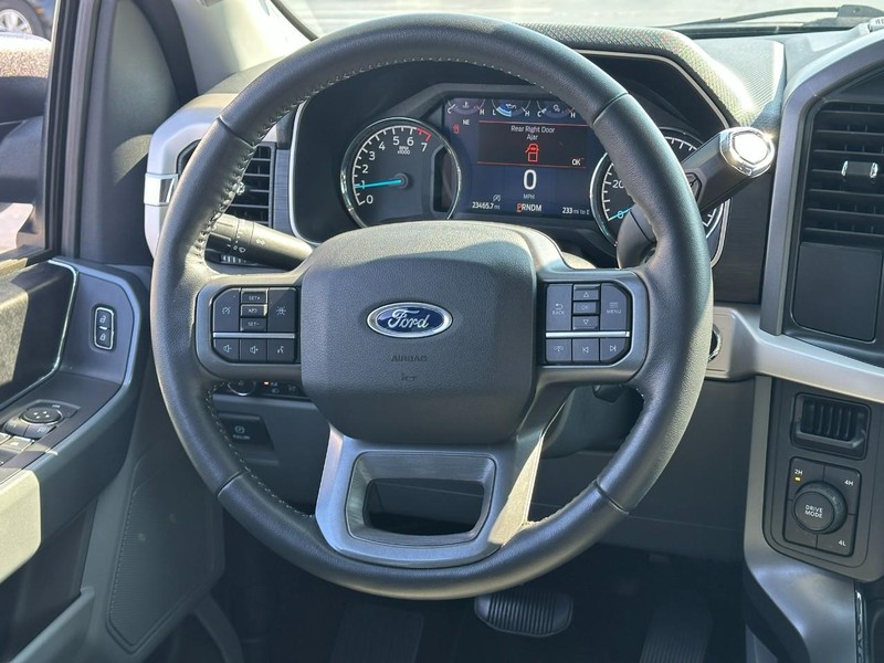 Ford F-150 Vehicle Image 12