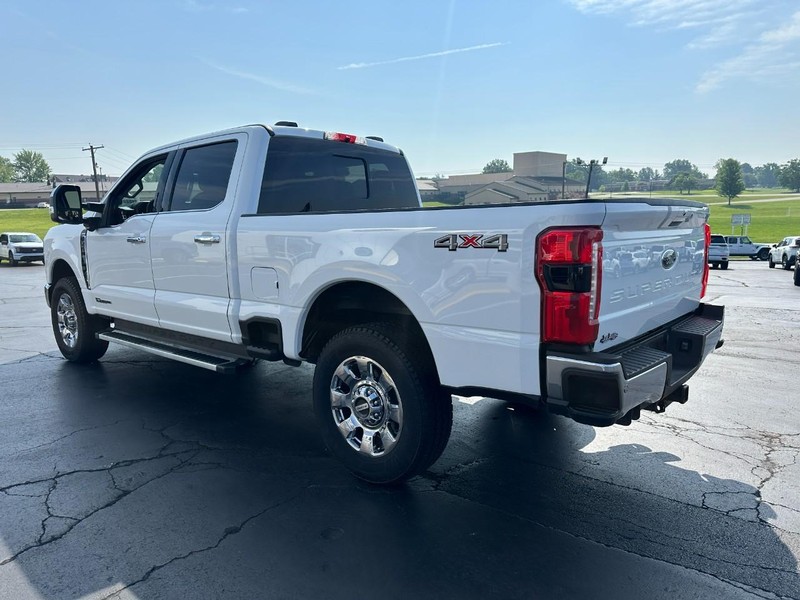 Ford Super Duty F-250 SRW Vehicle Image 07