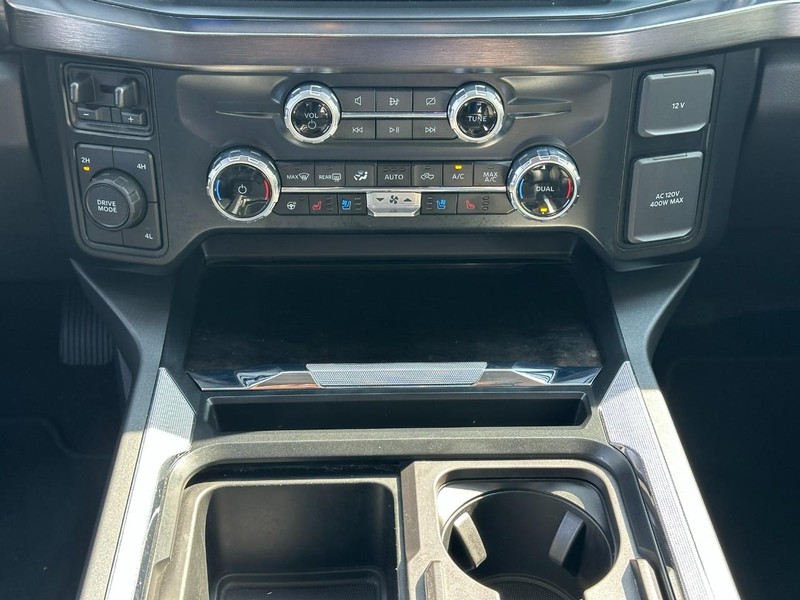 Ford Super Duty F-250 SRW Vehicle Image 15