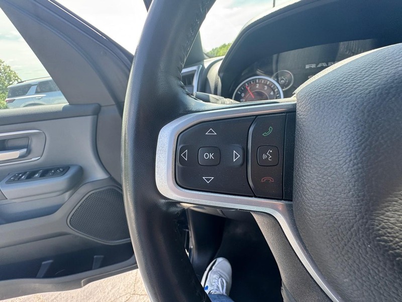 Ram 1500 Vehicle Image 14