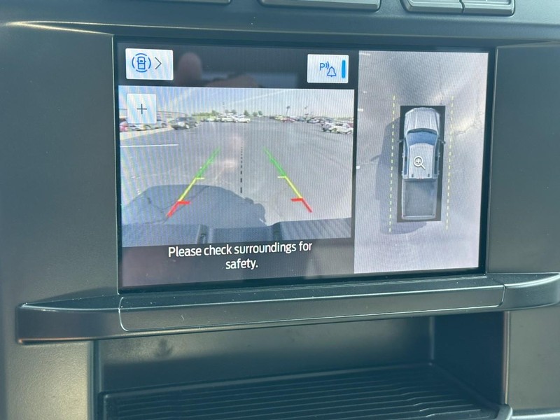 Ford Super Duty F-250 SRW Vehicle Image 21