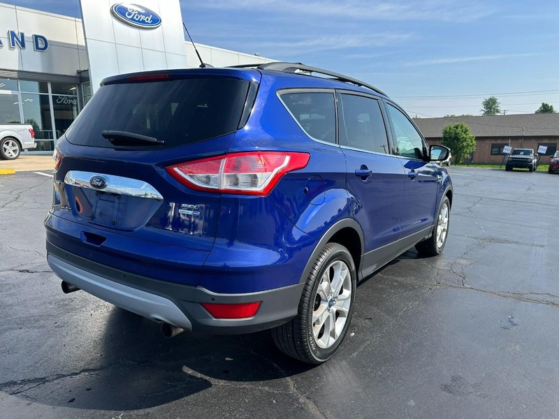 Ford Escape Vehicle Image 03