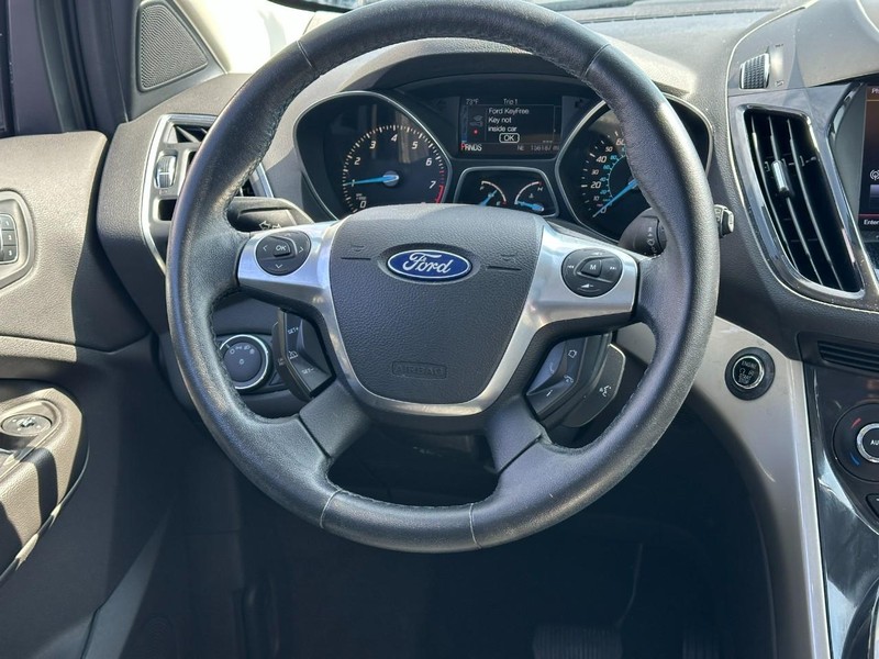 Ford Escape Vehicle Image 13