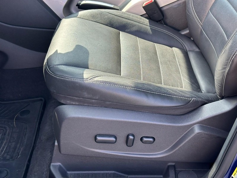 Ford Escape Vehicle Image 19