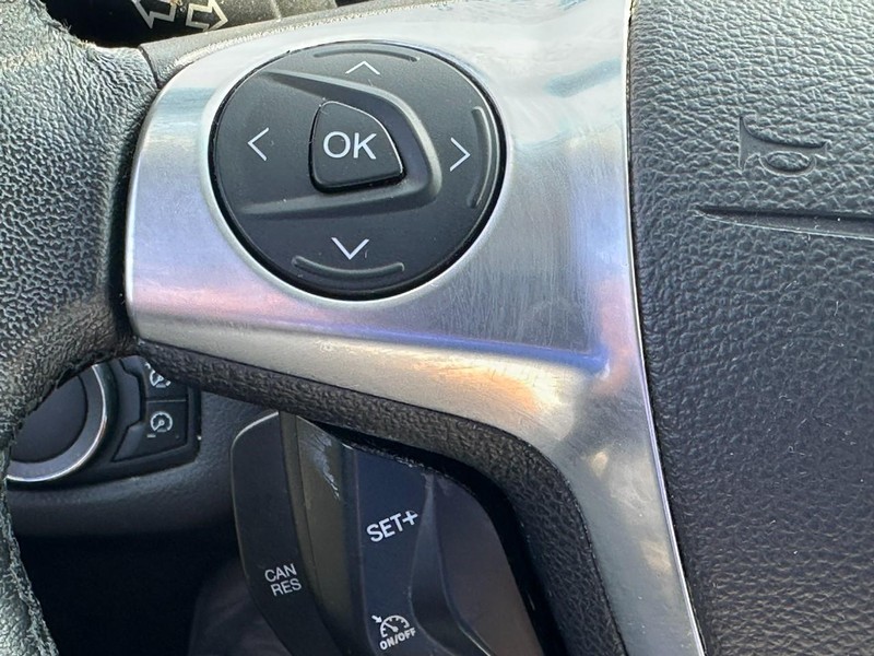 Ford Escape Vehicle Image 20