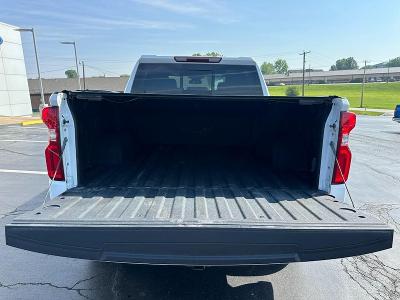 Chevrolet Silverado 1500 Vehicle Image 05