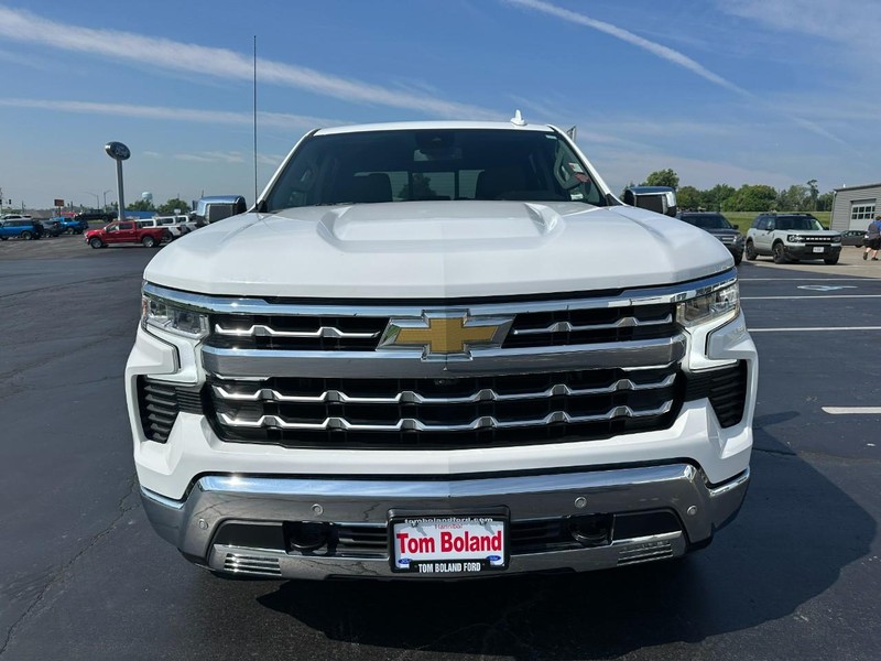 Chevrolet Silverado 1500 Vehicle Image 09