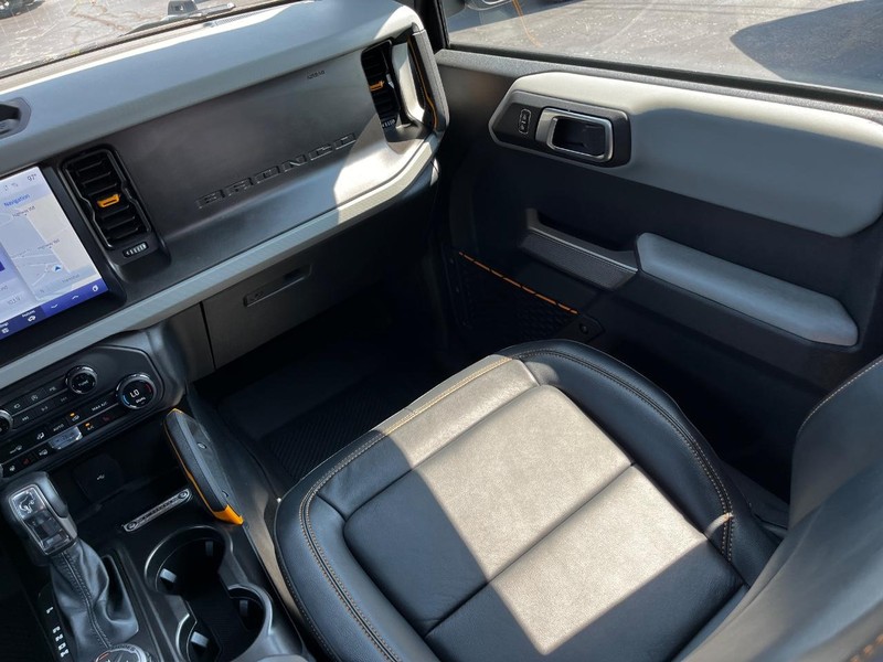 Ford Bronco Vehicle Image 13