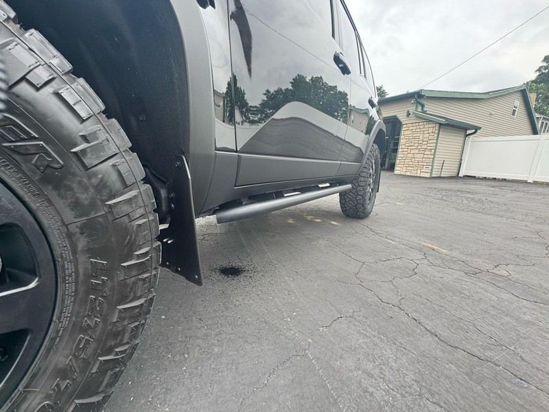 Toyota Land Cruiser Vehicle Image 09