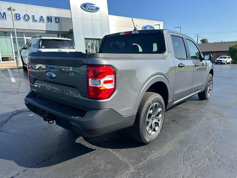 Ford Maverick Vehicle Image 03
