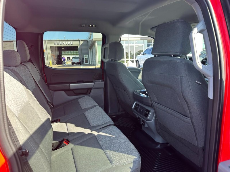 Ford F-150 Vehicle Image 10