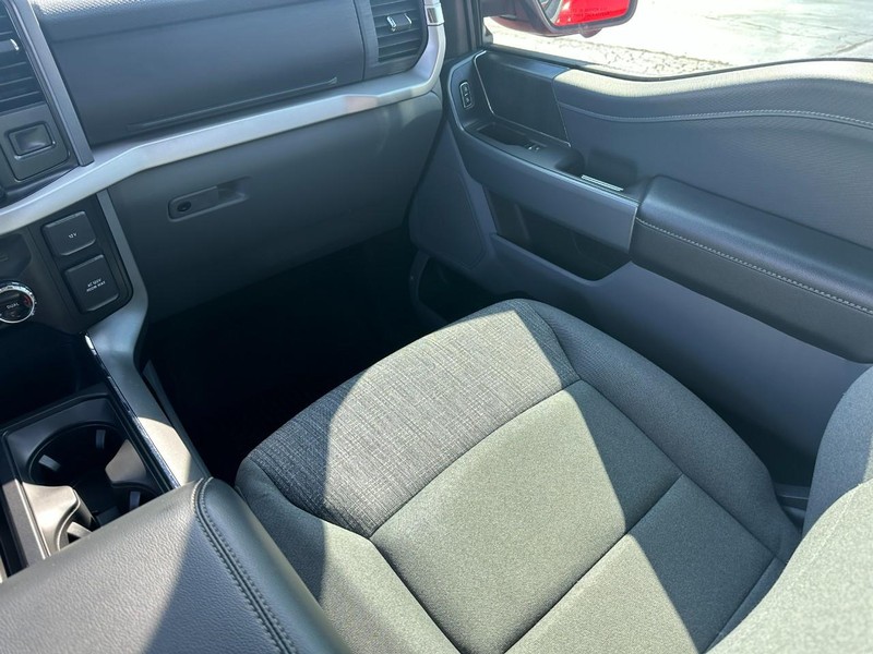 Ford F-150 Vehicle Image 15