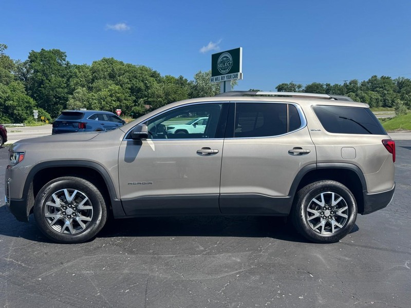 GMC Acadia Vehicle Image 03