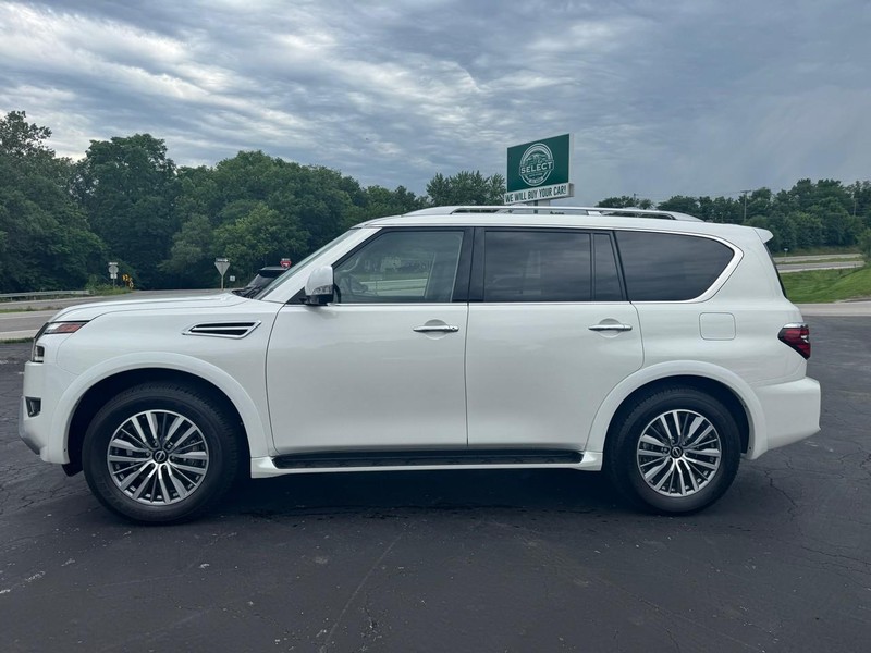 Nissan Armada Vehicle Image 03