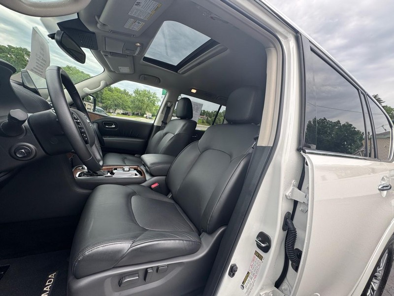 Nissan Armada Vehicle Image 12