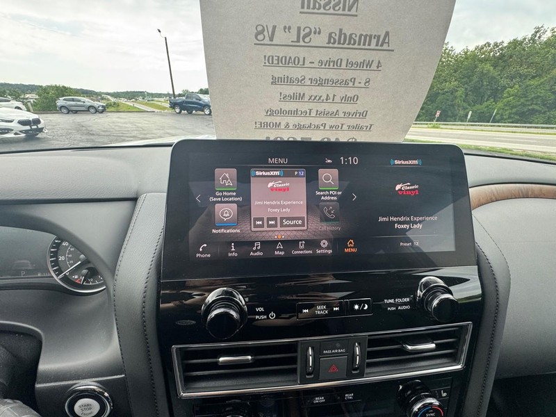 Nissan Armada Vehicle Image 24