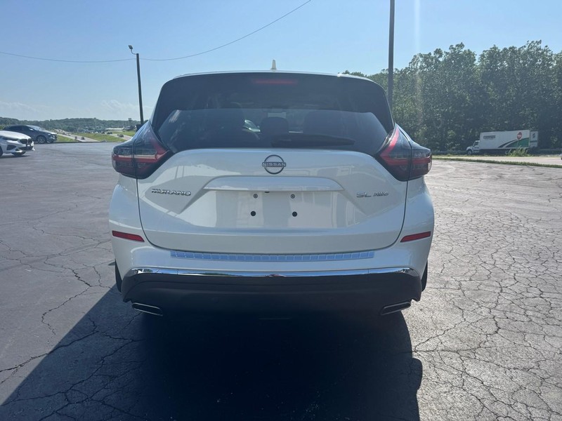 Nissan Murano Vehicle Image 08