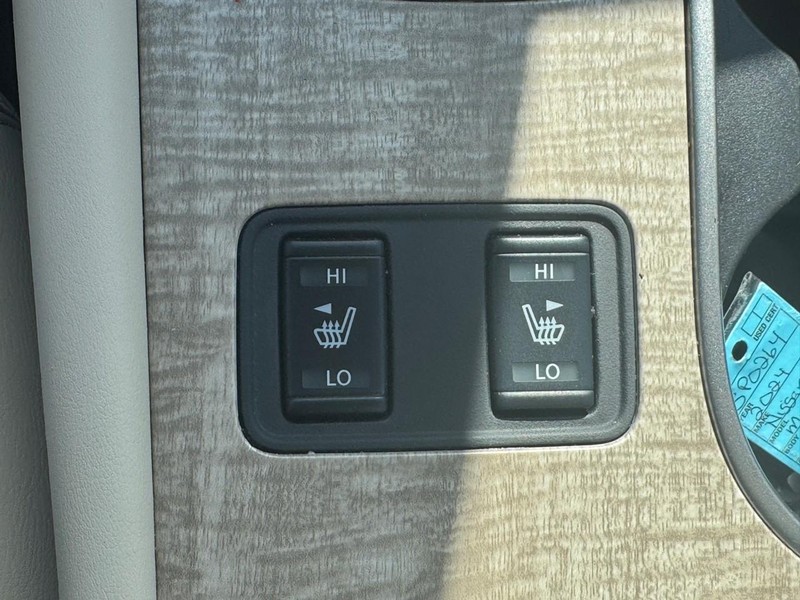 Nissan Murano Vehicle Image 19