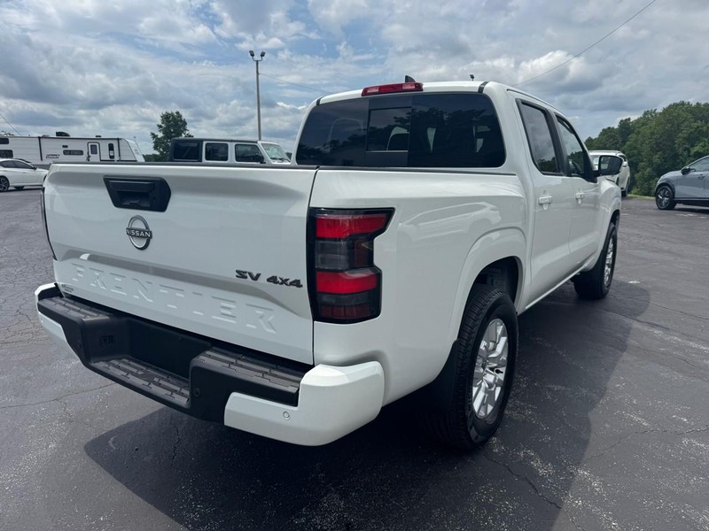 Nissan Frontier Vehicle Image 06