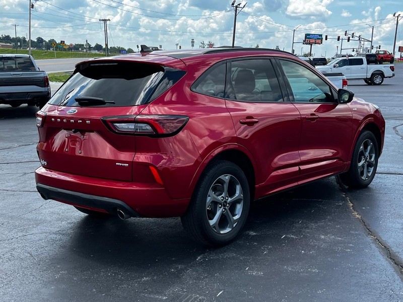 Ford Escape Vehicle Image 03
